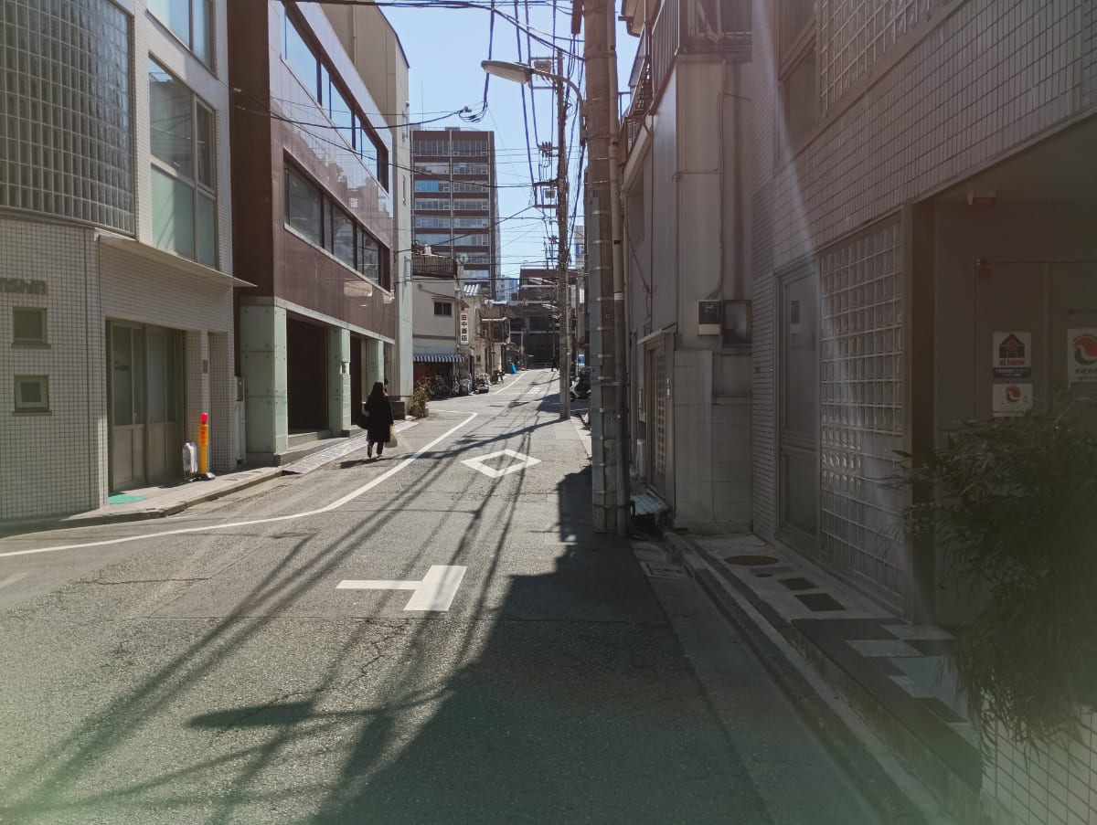 v20260406072300/fresh/building/J00100373276_10
