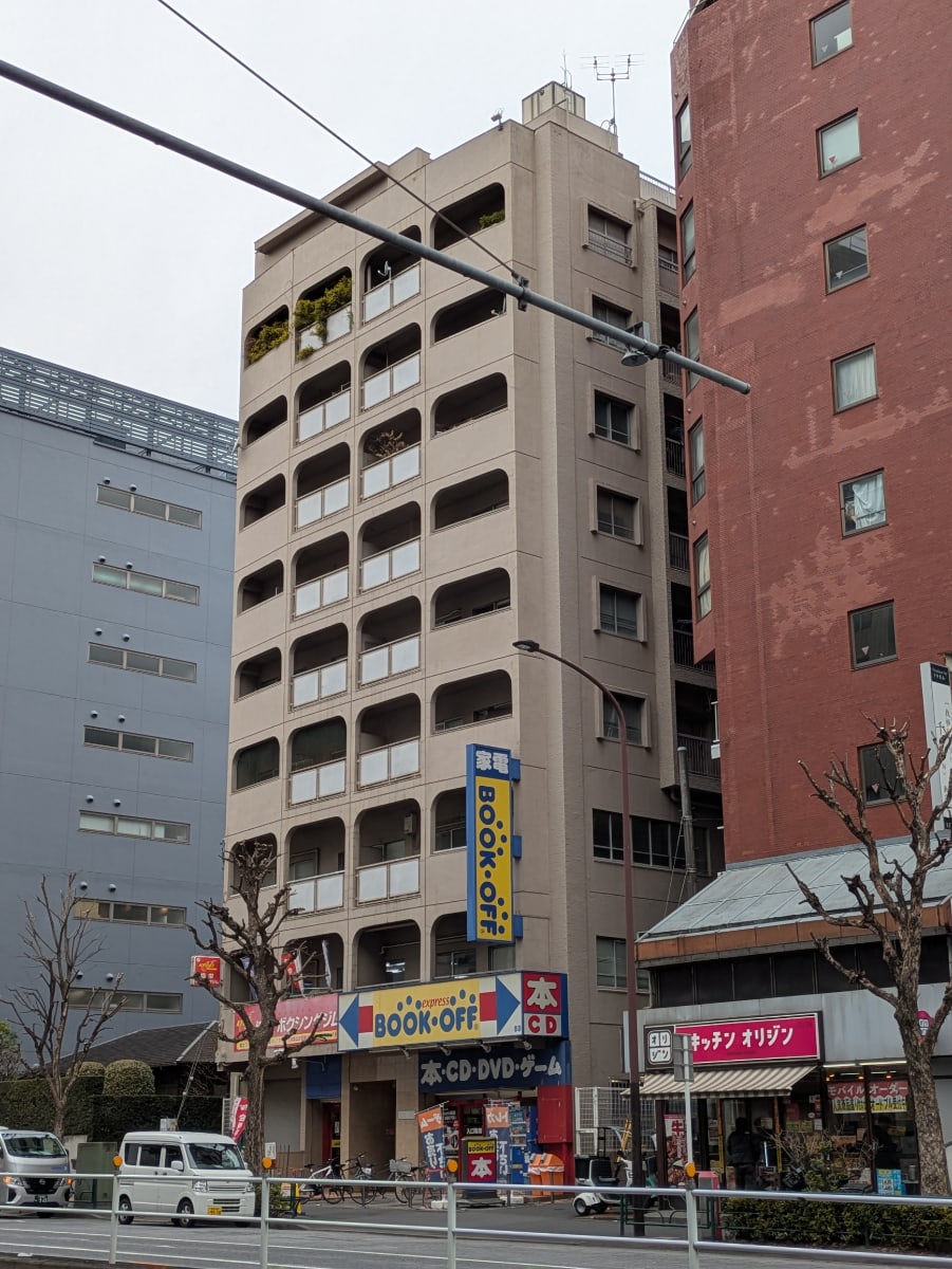 v20260406072300/fresh/building/J00100377462_8