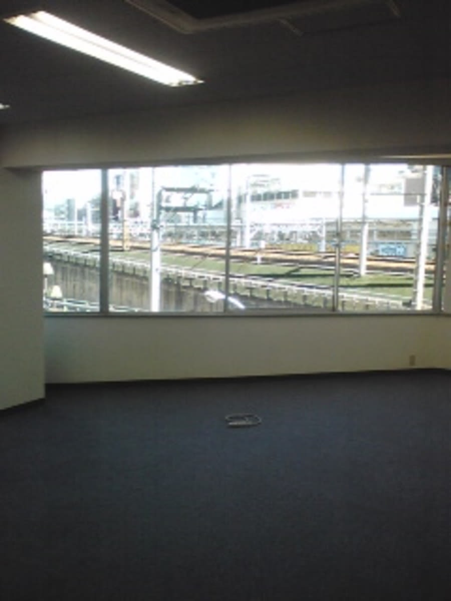 v20260406072300/fresh/building/J00100388199_9