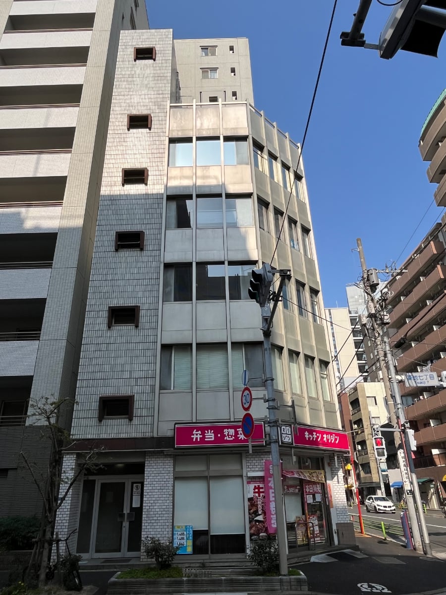 v20260406072300/fresh/building/J00100392975_8