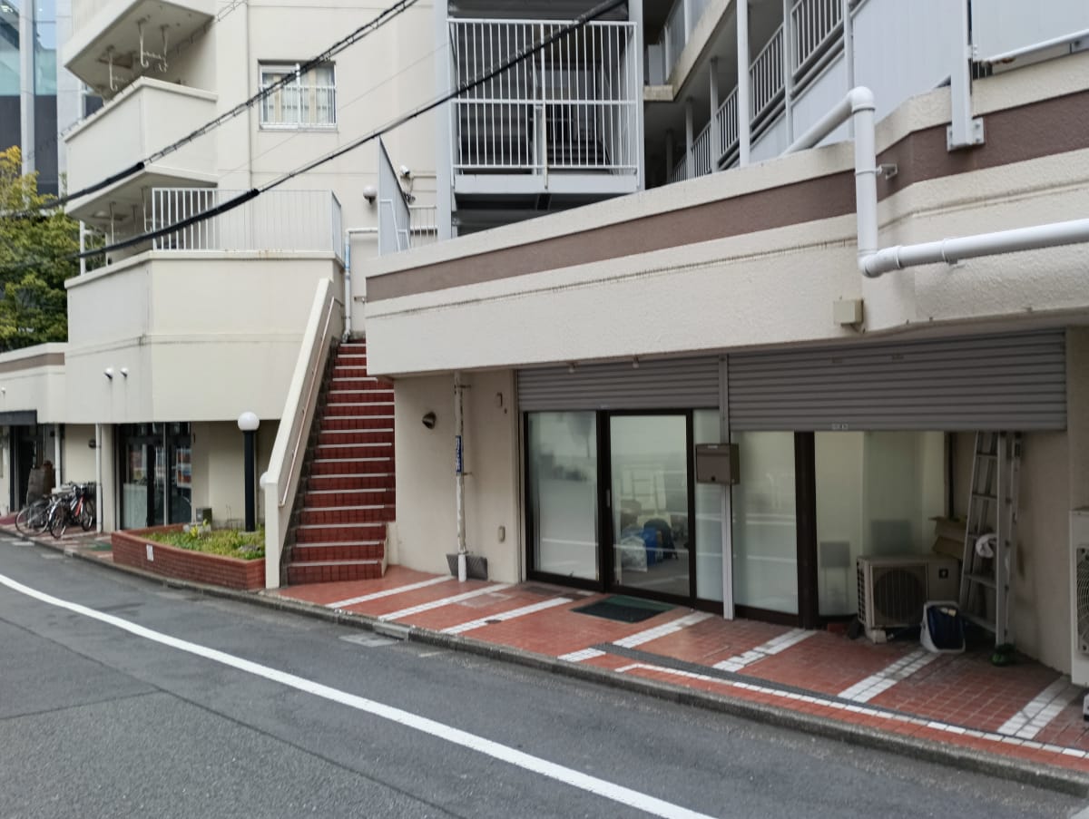 v20260406072300/fresh/building/J00100393237_11
