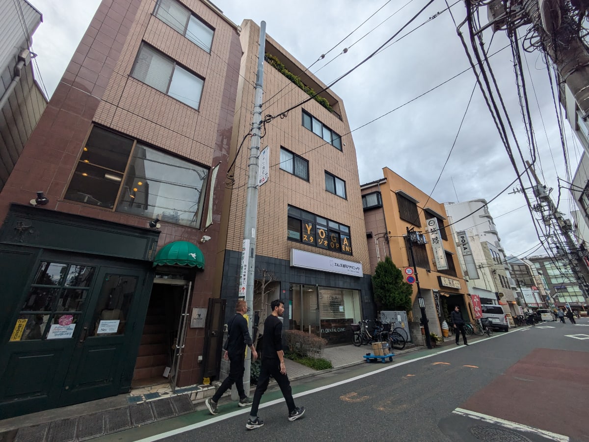 v20260406072300/fresh/building/J00100395353_12