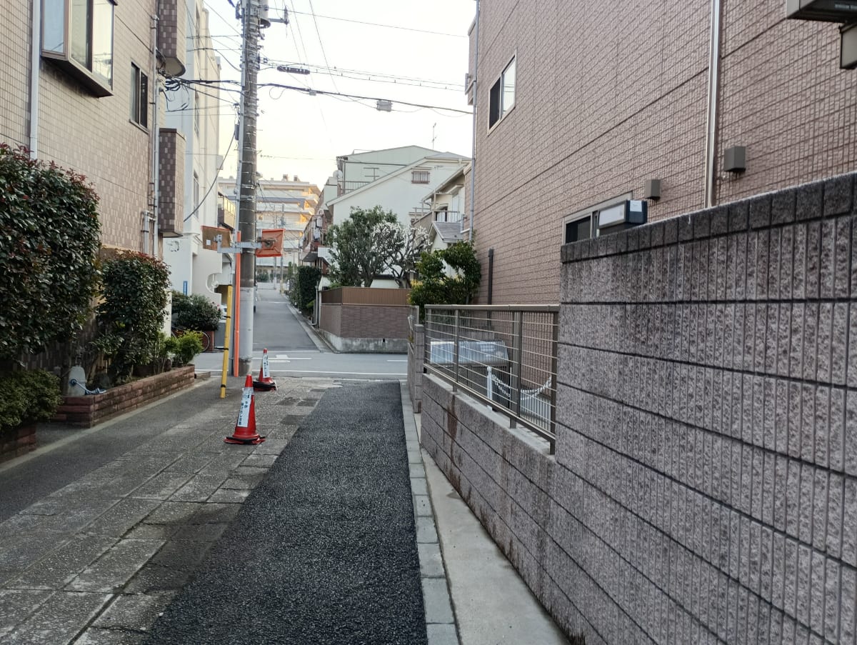 v20260406072300/fresh/building/J00100404591_8