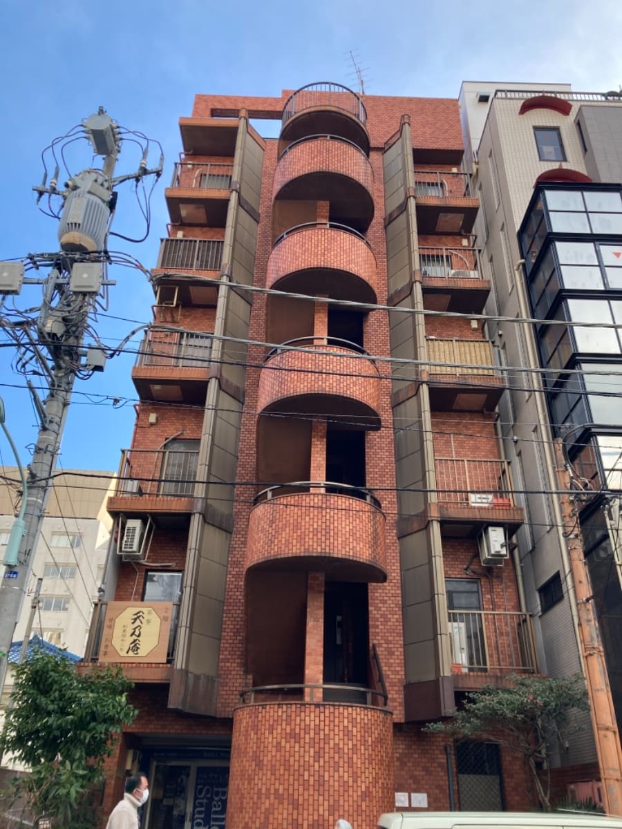 v20260406072300/fresh/building/J00100407297_1