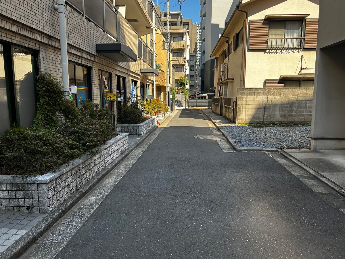 v20260406072300/fresh/building/J00100409591_17