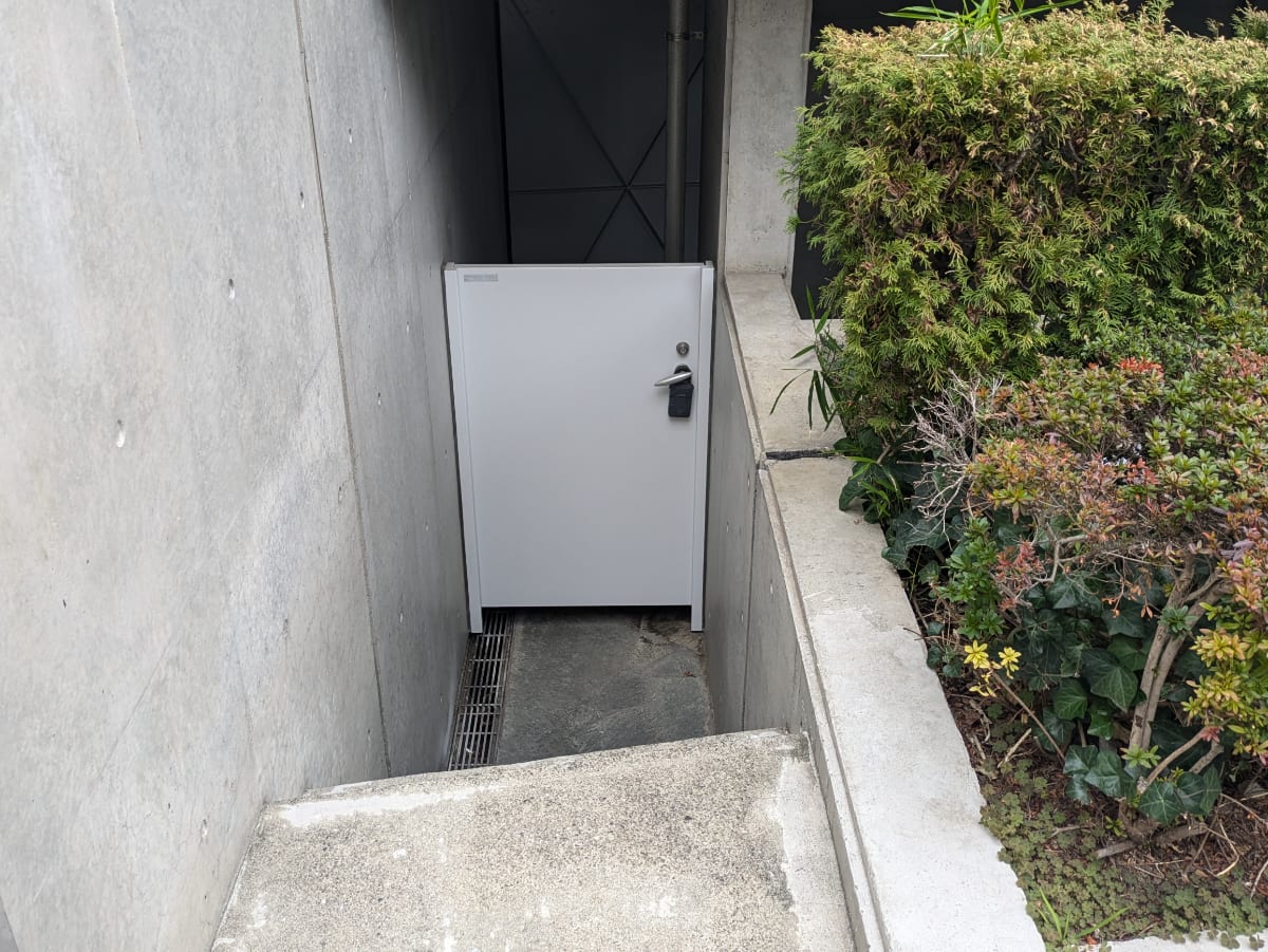 v20260406072300/fresh/building/J00100420734_21