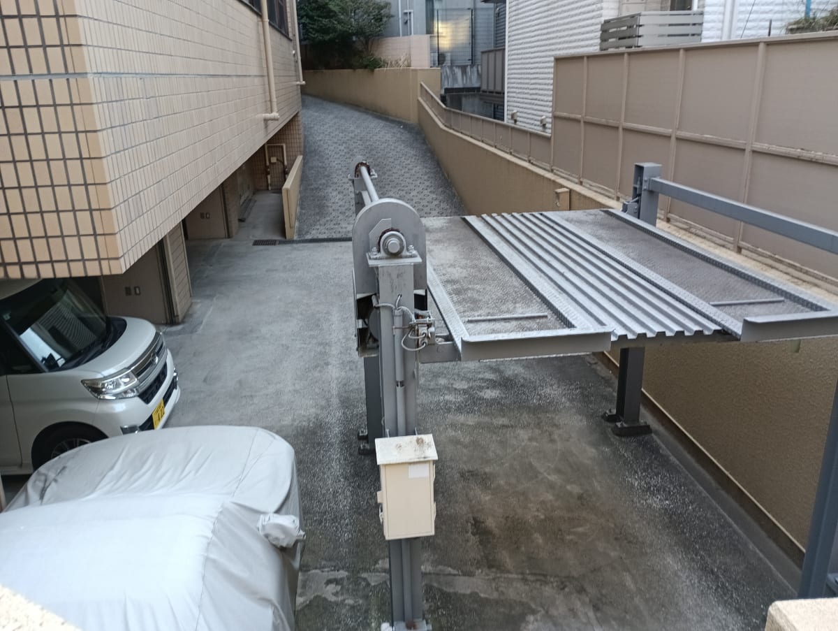 v20260406072300/fresh/building/J00100494872_12