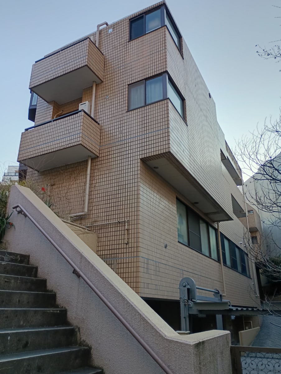 v20260406072300/fresh/building/J00100494872_16