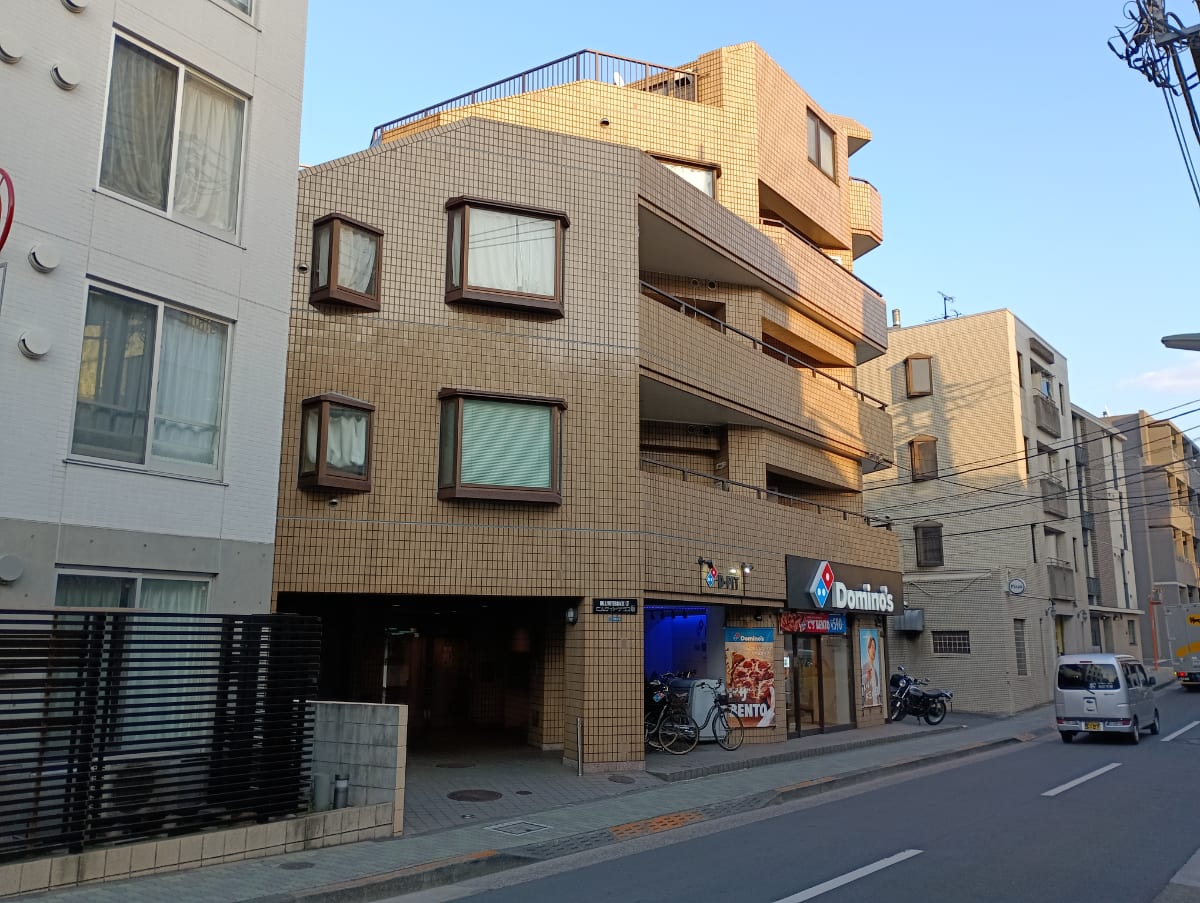 v20260406072300/fresh/building/J00100494872_17