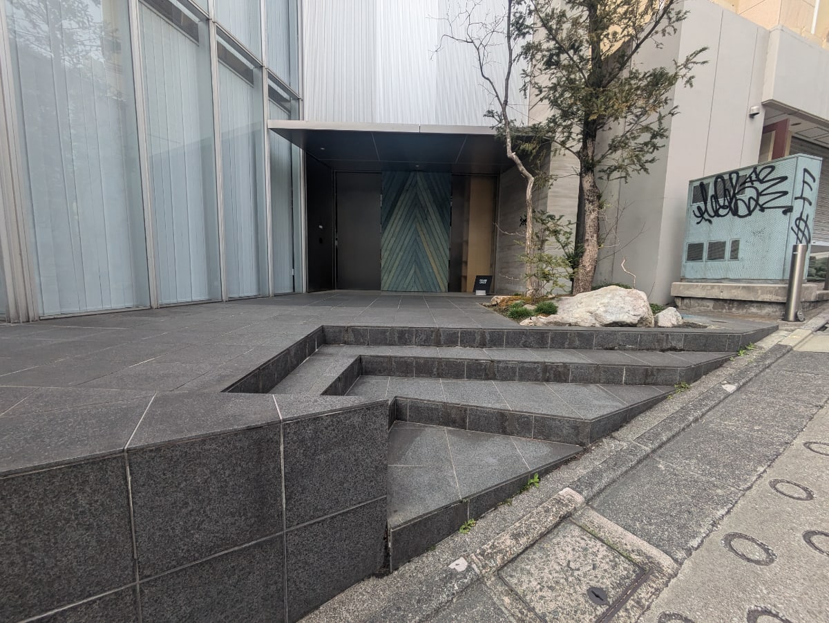 v20260406072300/fresh/building/J00100502389_9