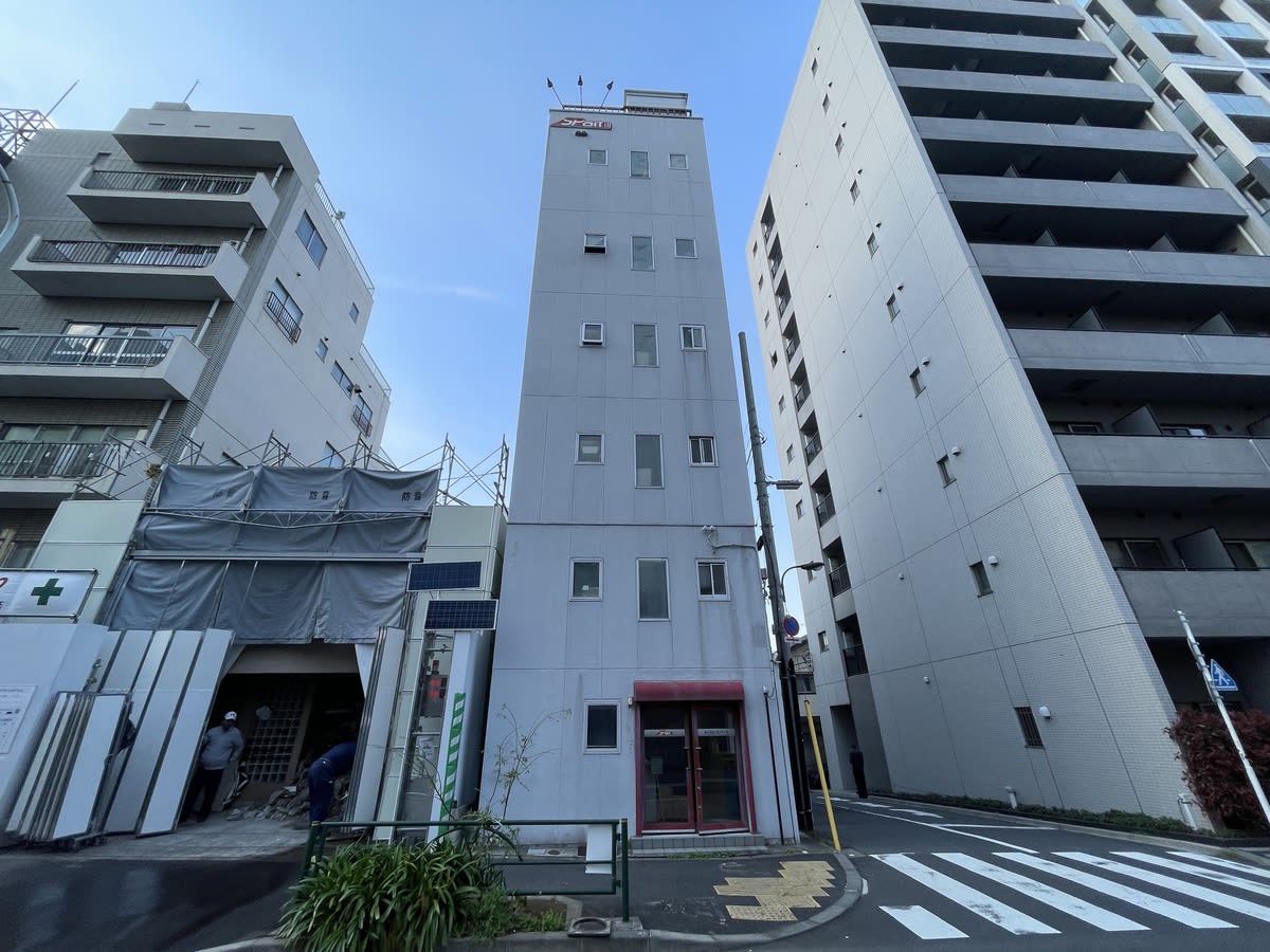 v20260406072300/fresh/building/J00100503702_1