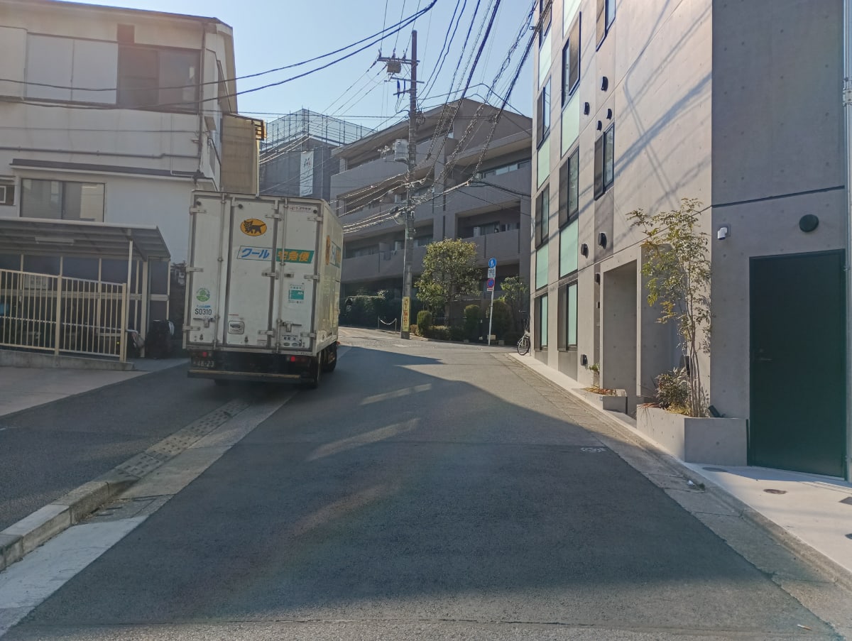 v20260406072300/fresh/building/J00100609427_8