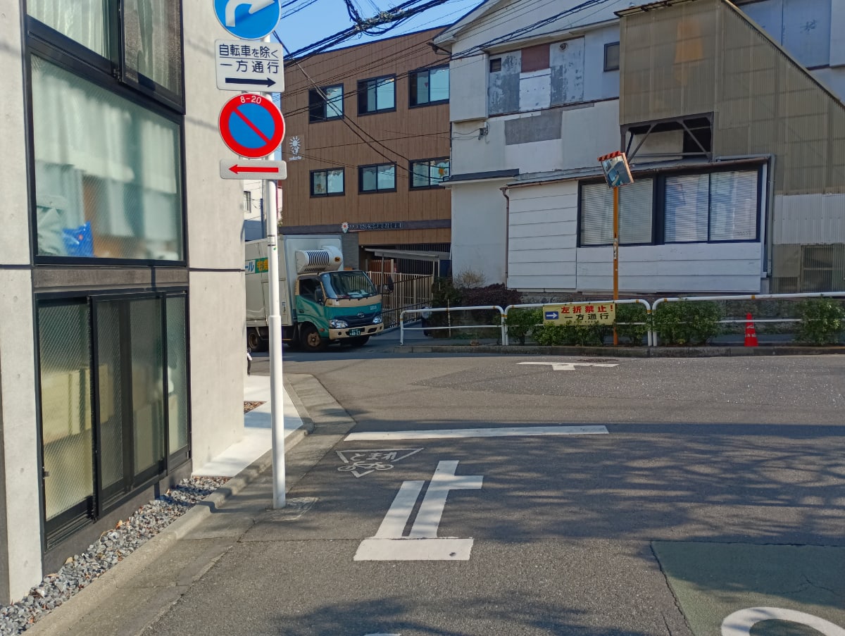 v20260406072300/fresh/building/J00100609427_9
