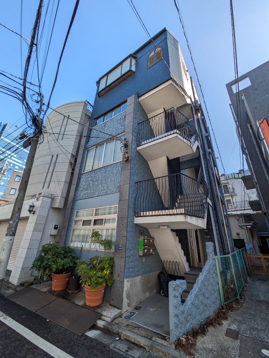 v20260406072300/fresh/building/J00100610043_10