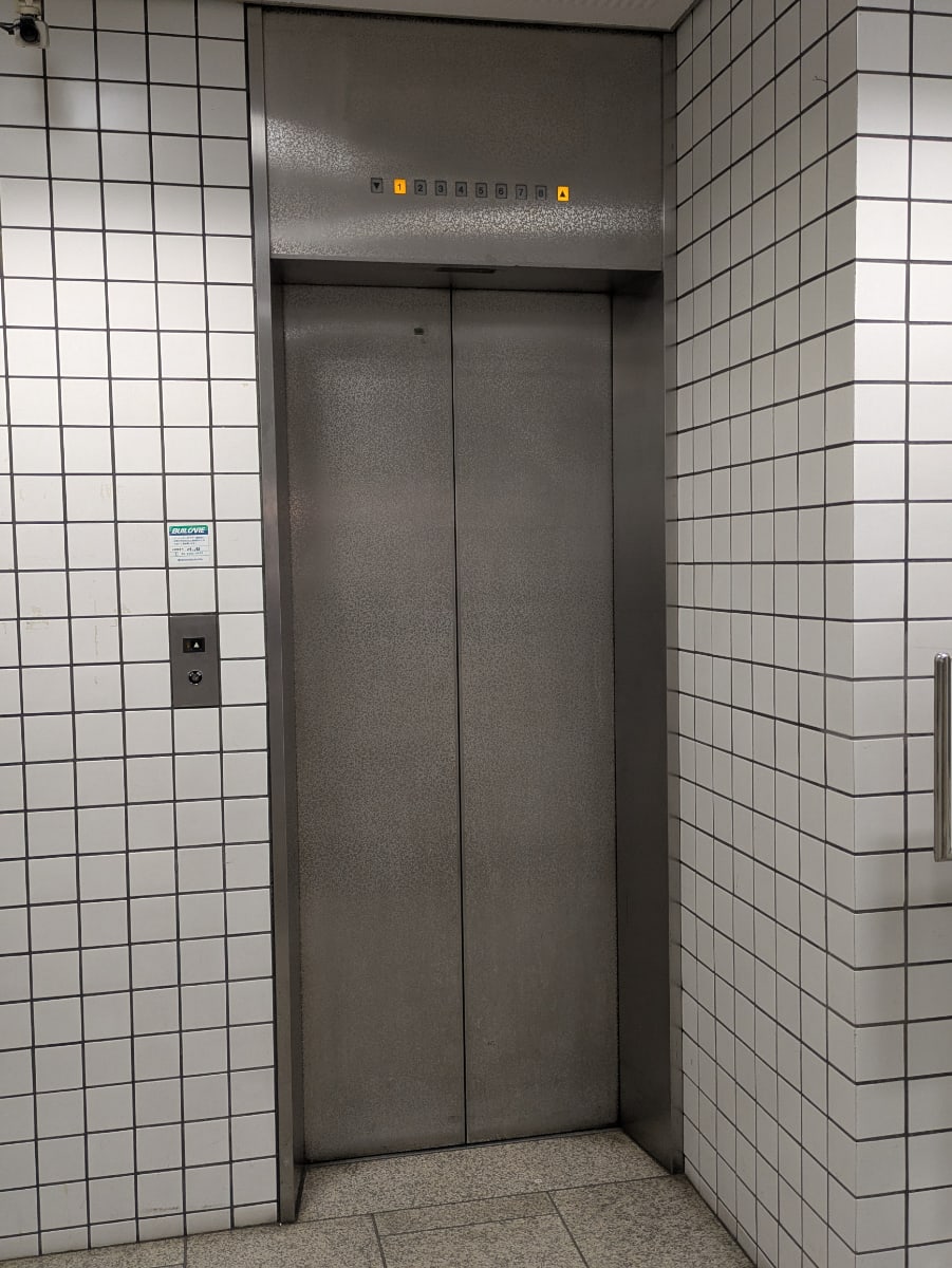 v20260406072300/fresh/building/J00100633047_4