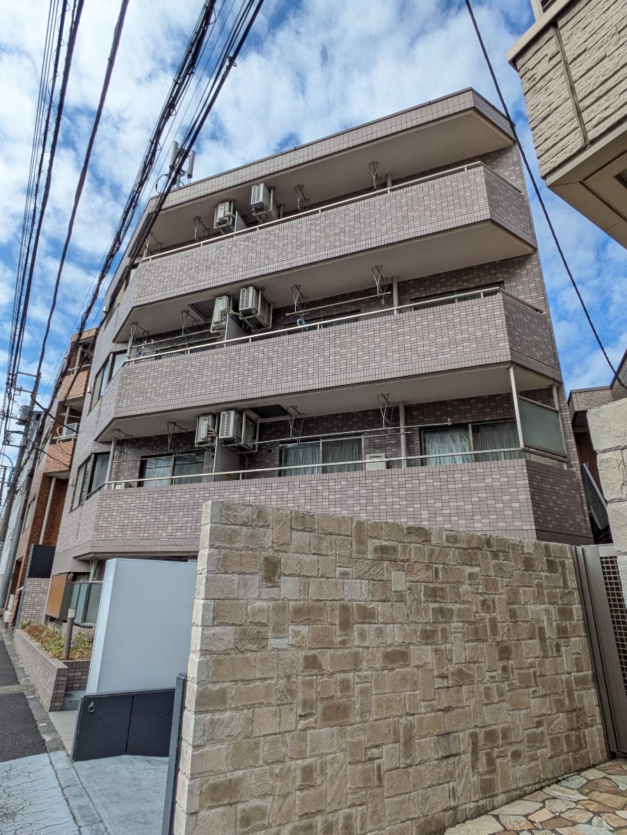 v20260406072300/fresh/building/J00100636102_8