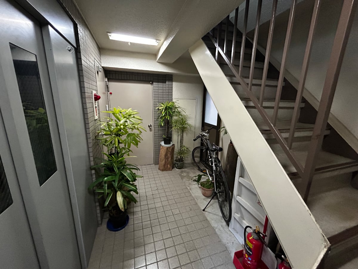 v20260406072747/fresh/building/J00100379100_8