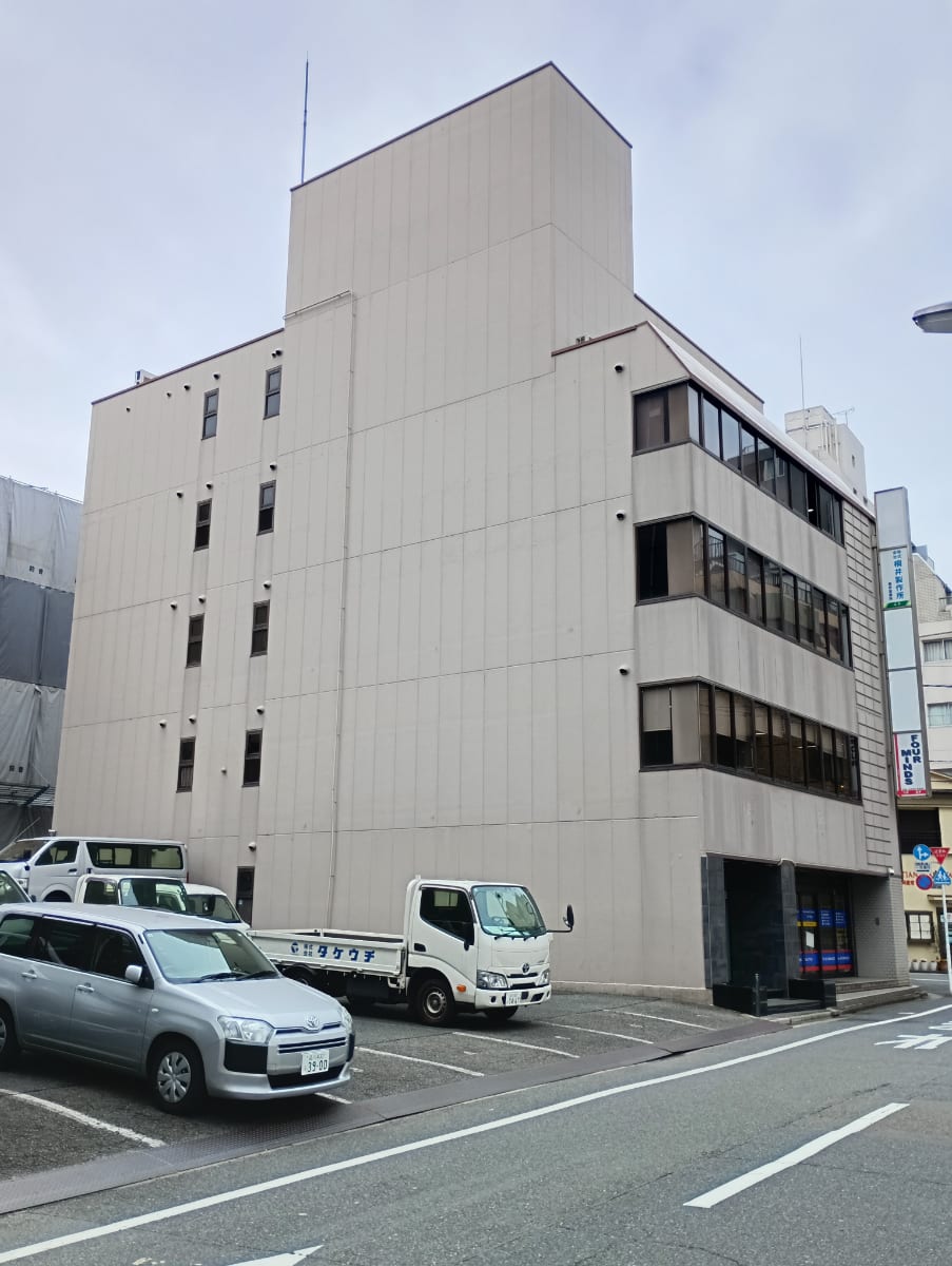 v20260407150902/fresh/building/J00100370713_19