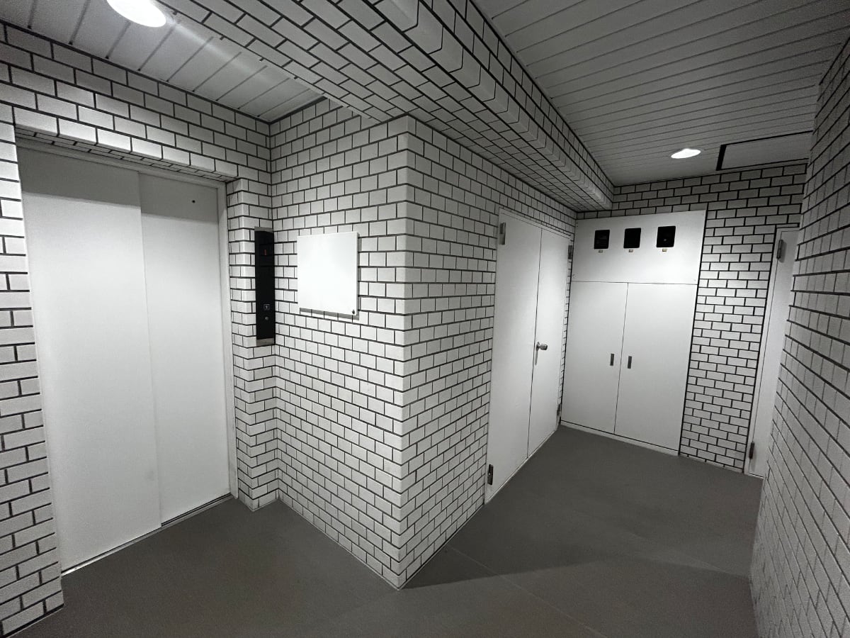 v20260407150902/fresh/building/J00100372907_8