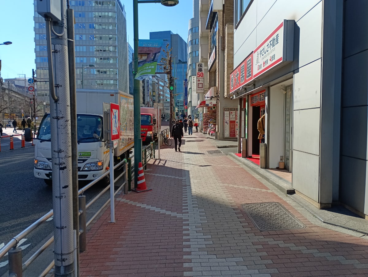v20260407150902/fresh/building/J00100427233_14