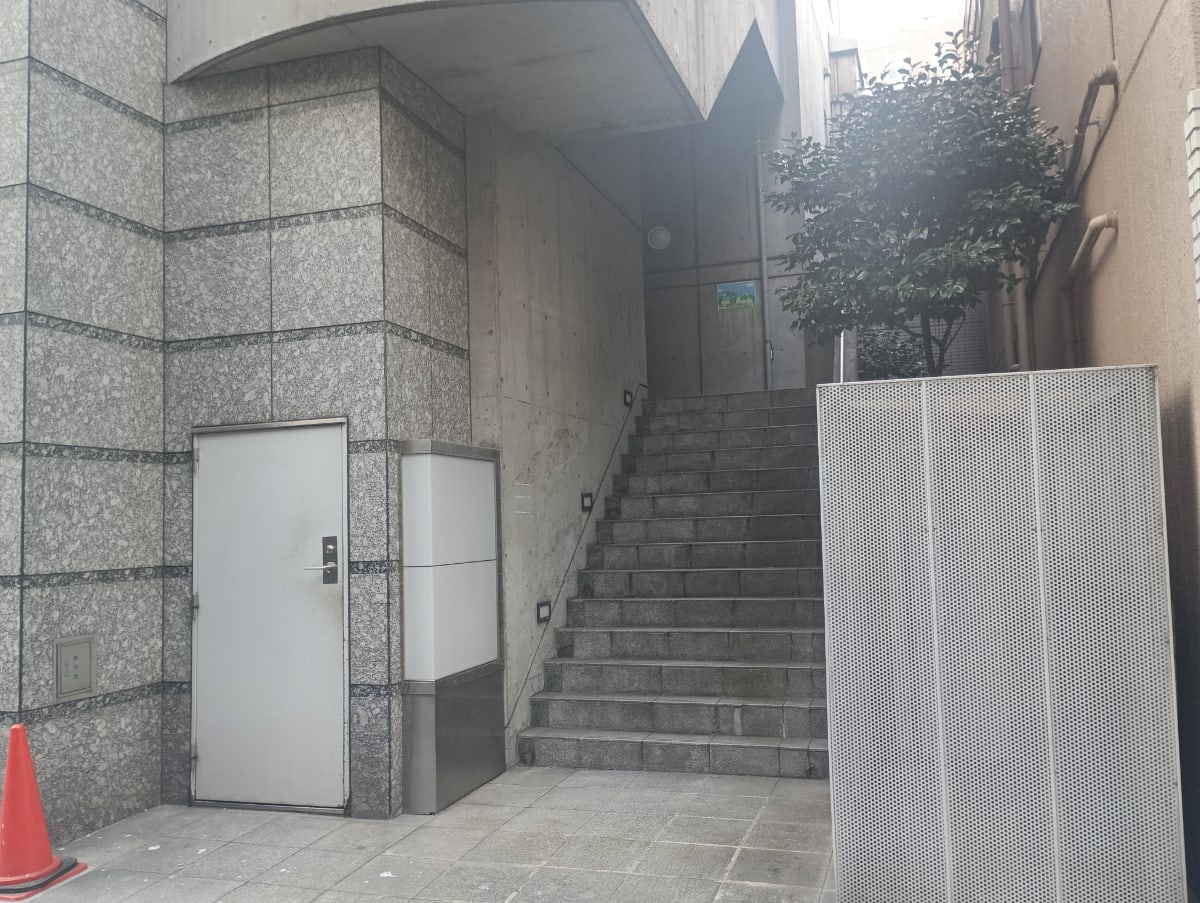 v20260409150808/fresh/building/J00100384983_15