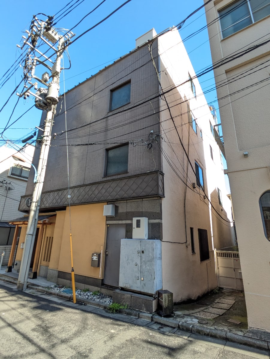 v20260410151004/fresh/building/J00100368235_8