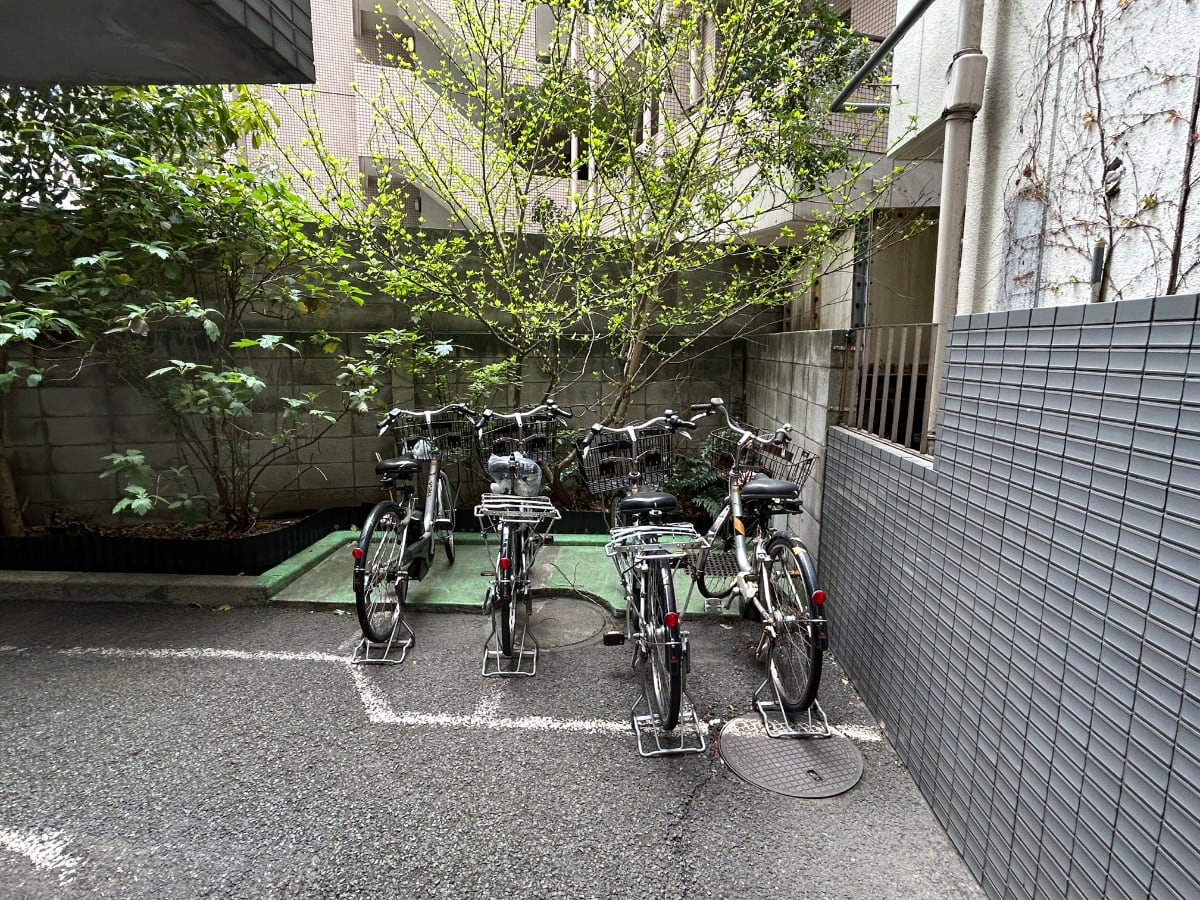 v20260410151004/fresh/building/J00100373593_16
