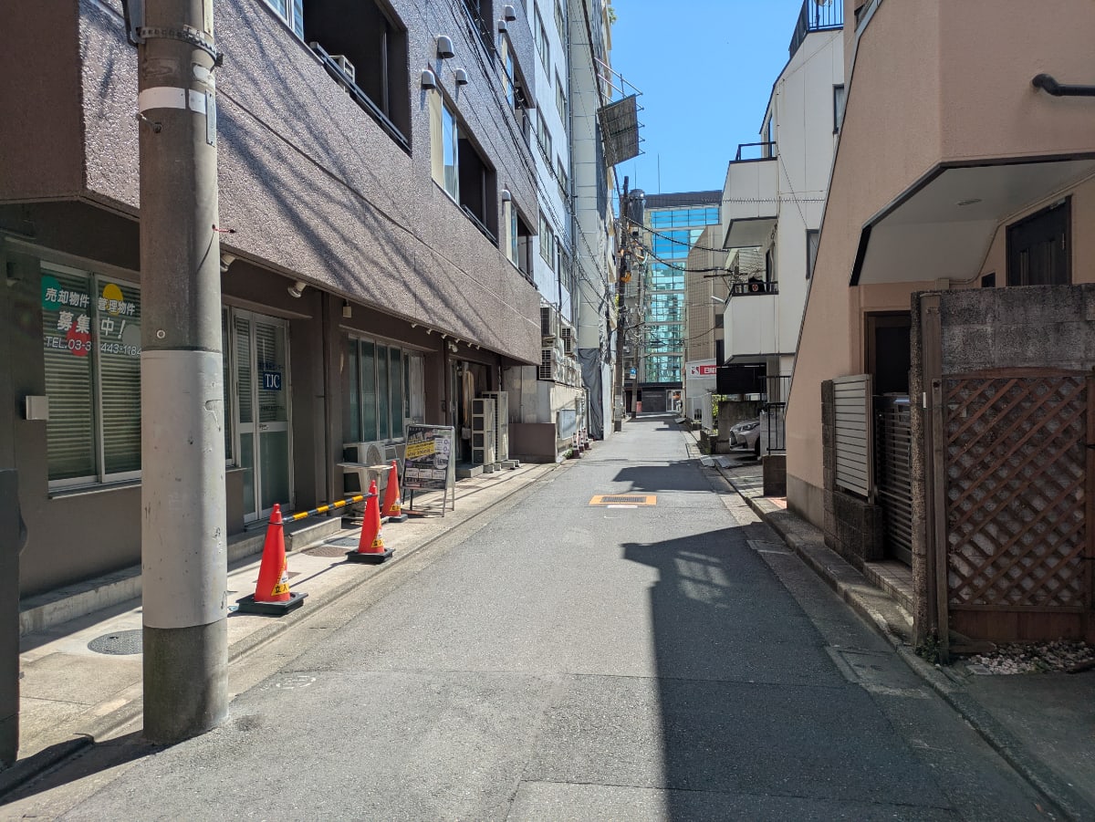 v20260410151004/fresh/building/J00100376076_16