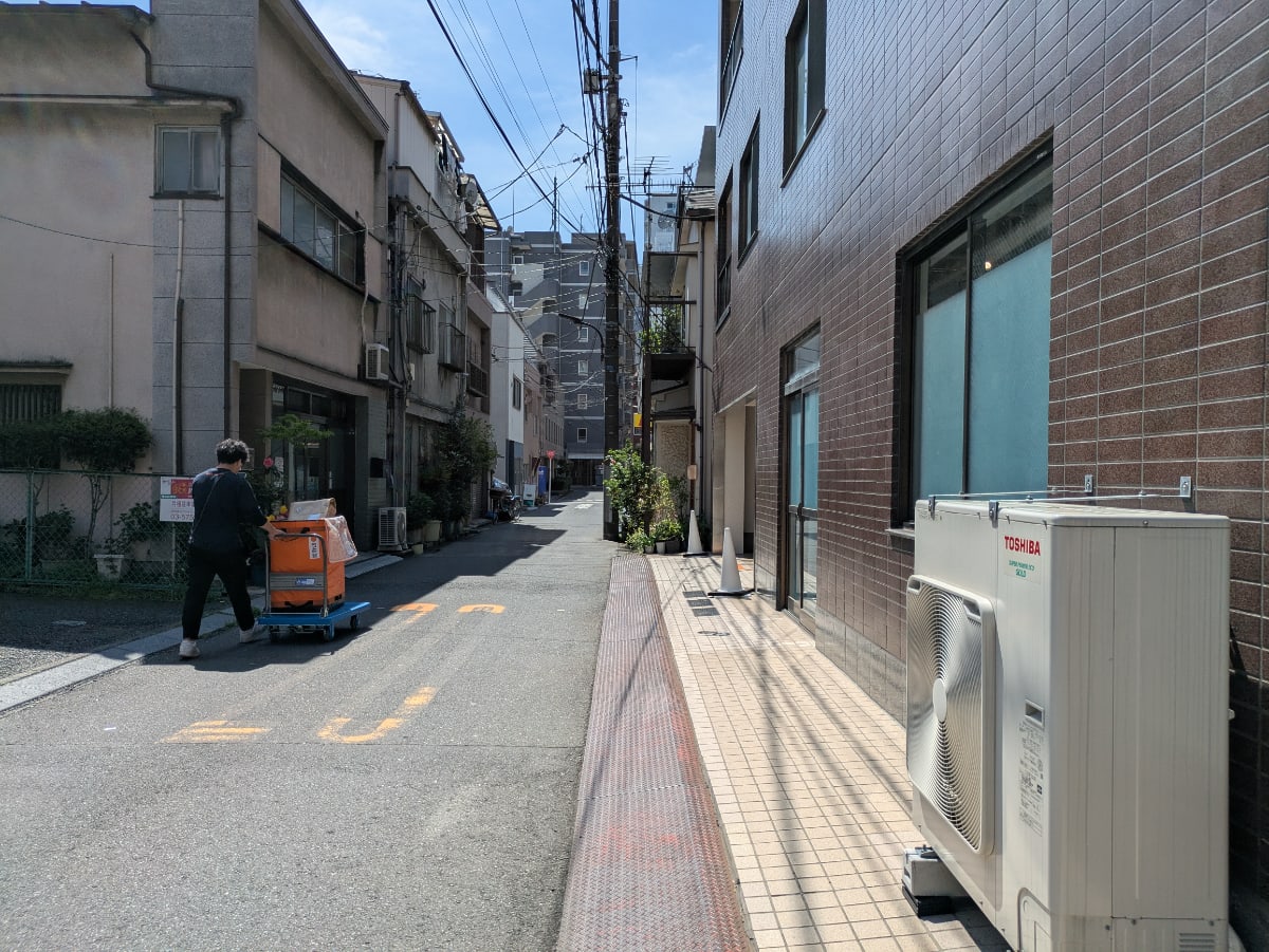 v20260410151004/fresh/building/J00100379425_13