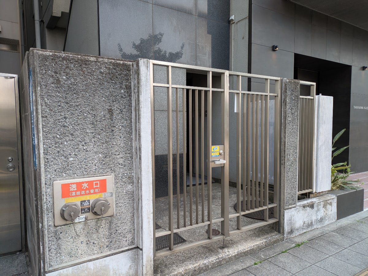 v20260410151004/fresh/building/J00100380339_9