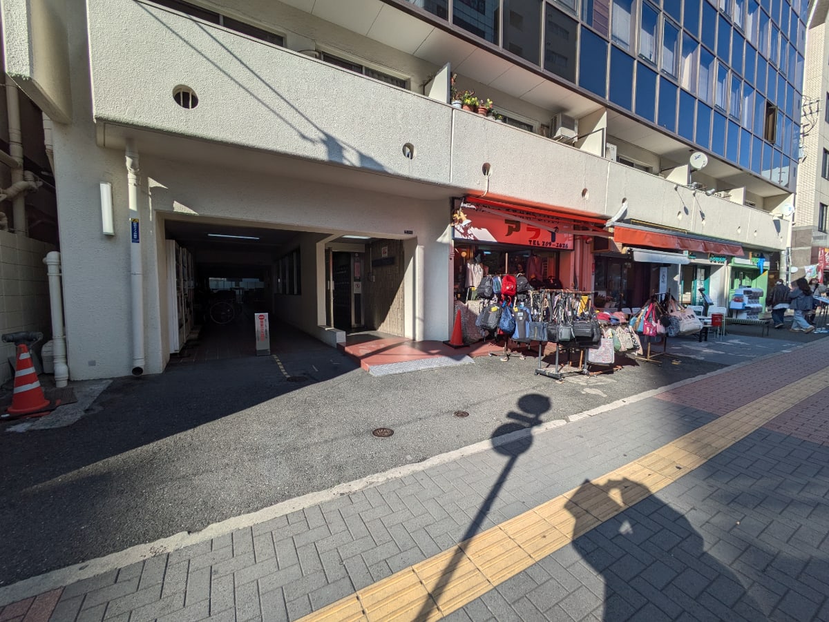 v20260410151004/fresh/building/J00100387368_9