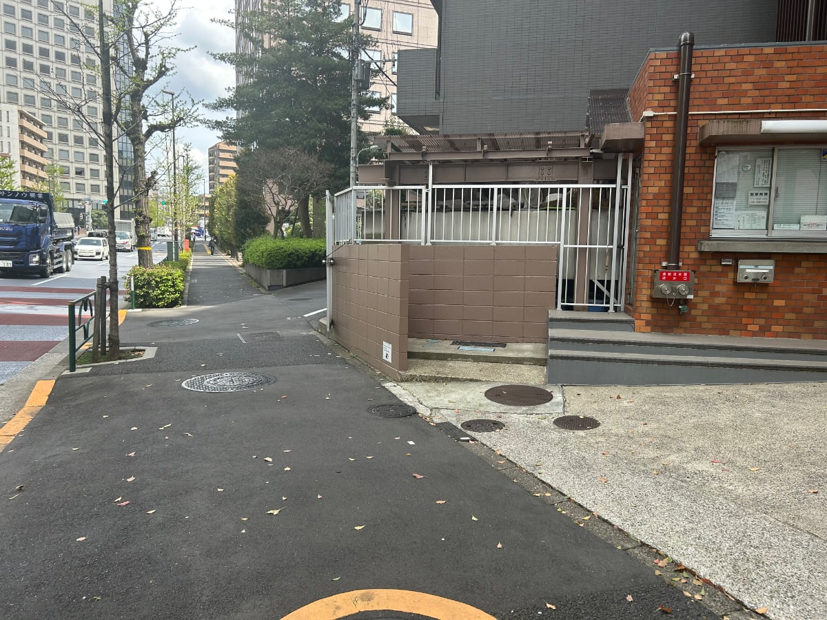 v20260410151004/fresh/building/J00100394170_2