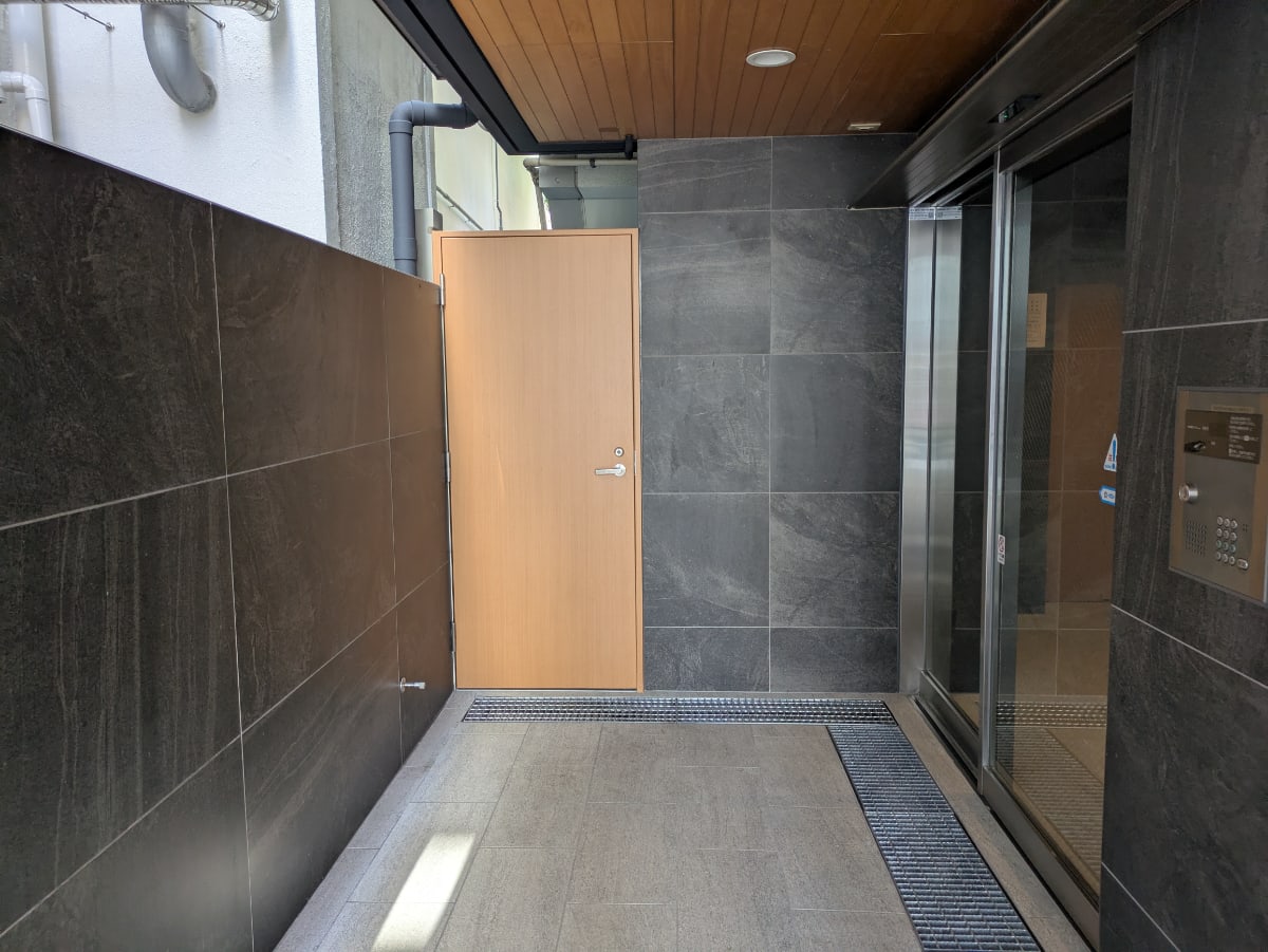 v20260410151004/fresh/building/J00100395364_14