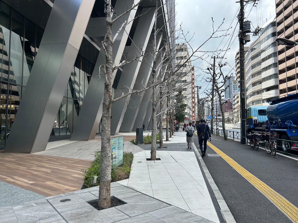 v20260410151004/fresh/building/J00100498553_17