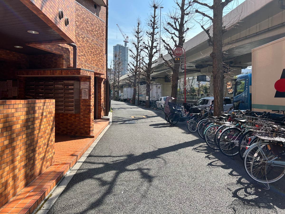v20260410151004/fresh/building/J00100510166_2