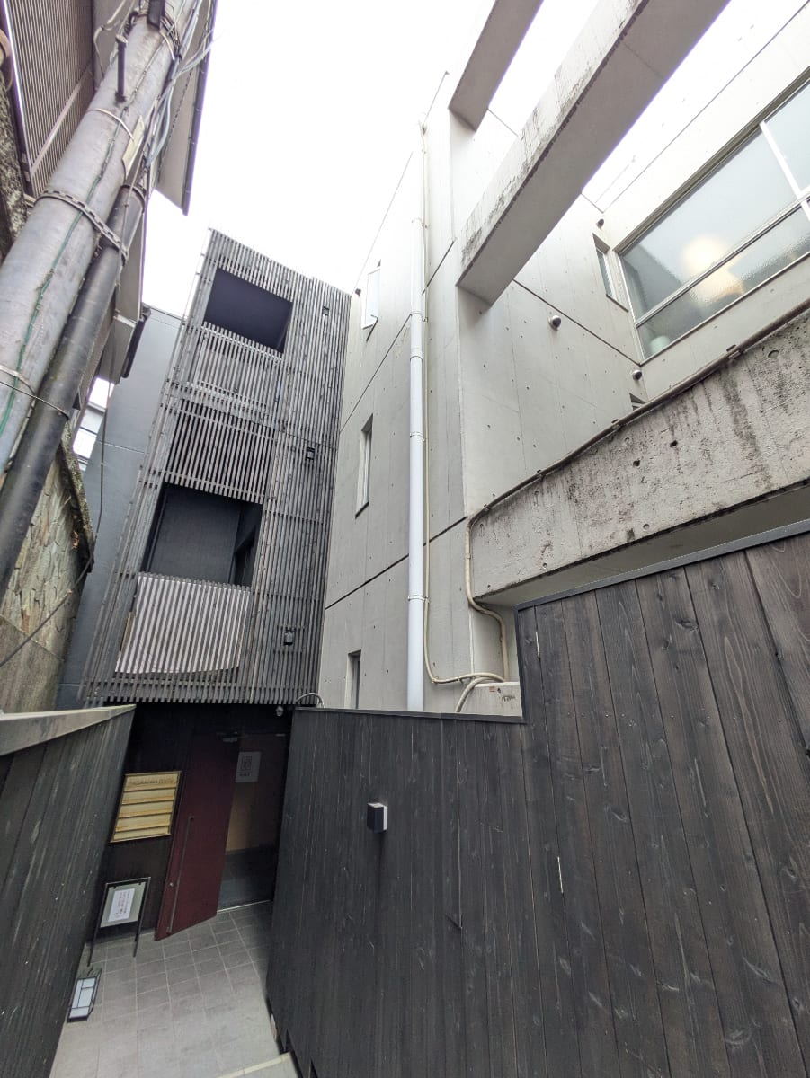 v20260410151004/fresh/building/J00100608637_5