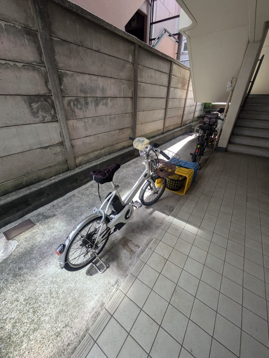 v20260410151004/fresh/building/J00100634193_9