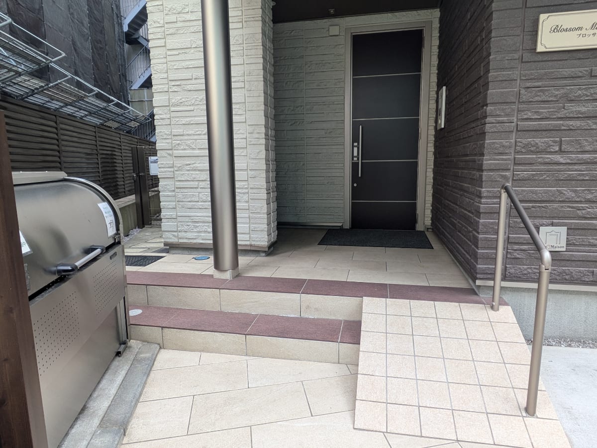 v20260411150636/fresh/building/J00100358532_3