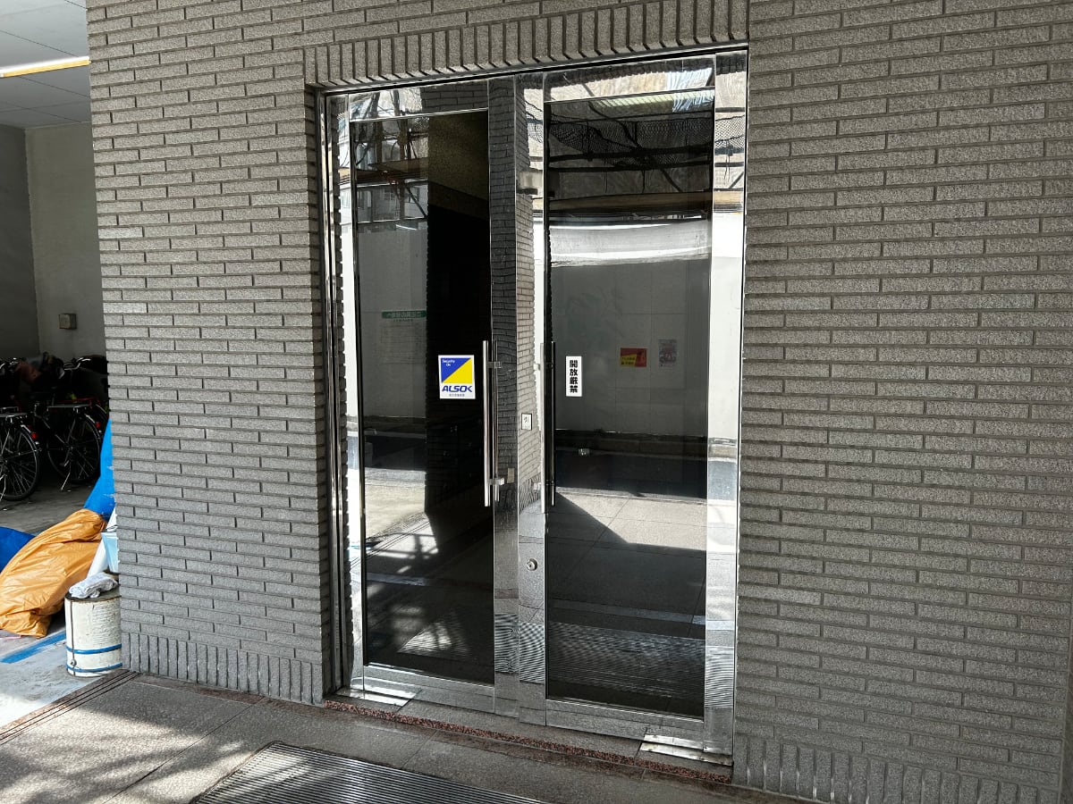 v20260411150636/fresh/building/J00100359110_15