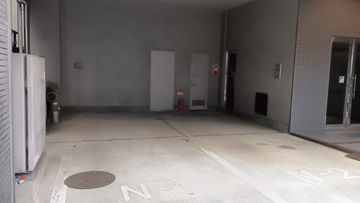 v20260411150636/fresh/building/J00100359110_9