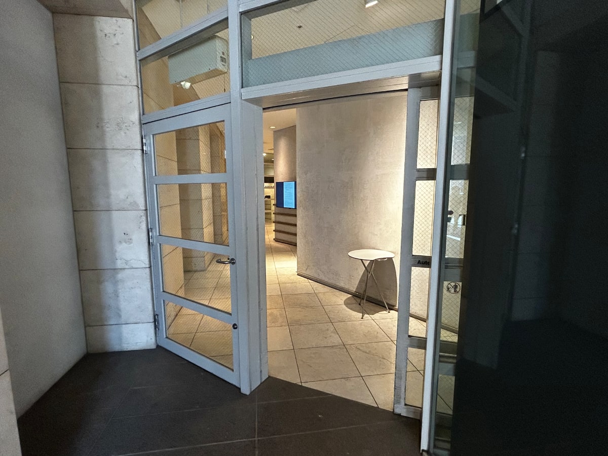 v20260411150636/fresh/building/J00100369109_64