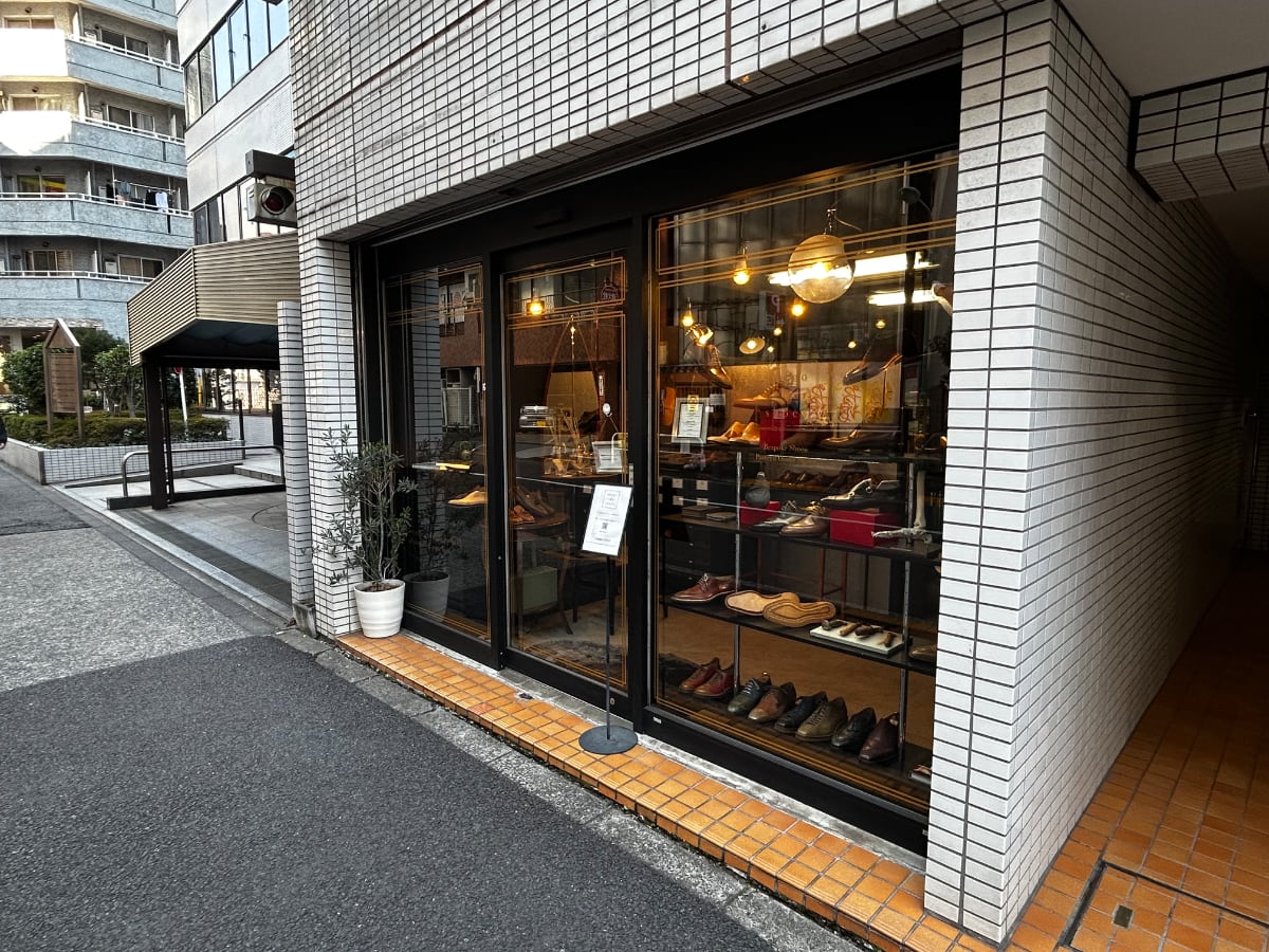 v20260411150636/fresh/building/J00100372117_15