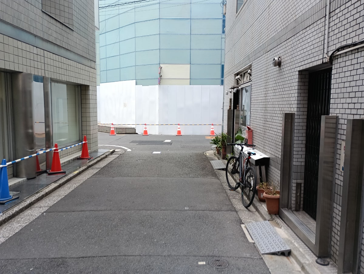 v20260411150636/fresh/building/J00100380522_11