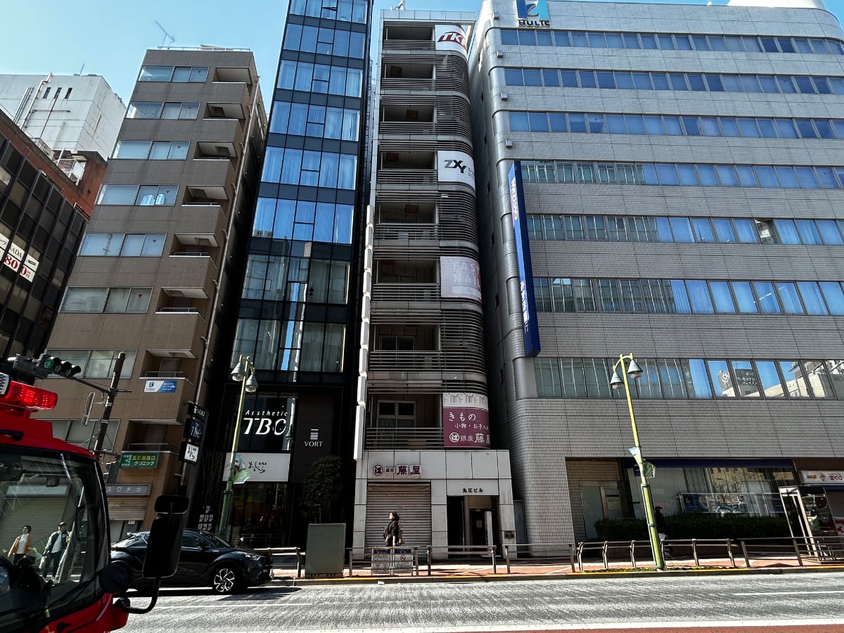 v20260411150636/fresh/building/J00100389923_9
