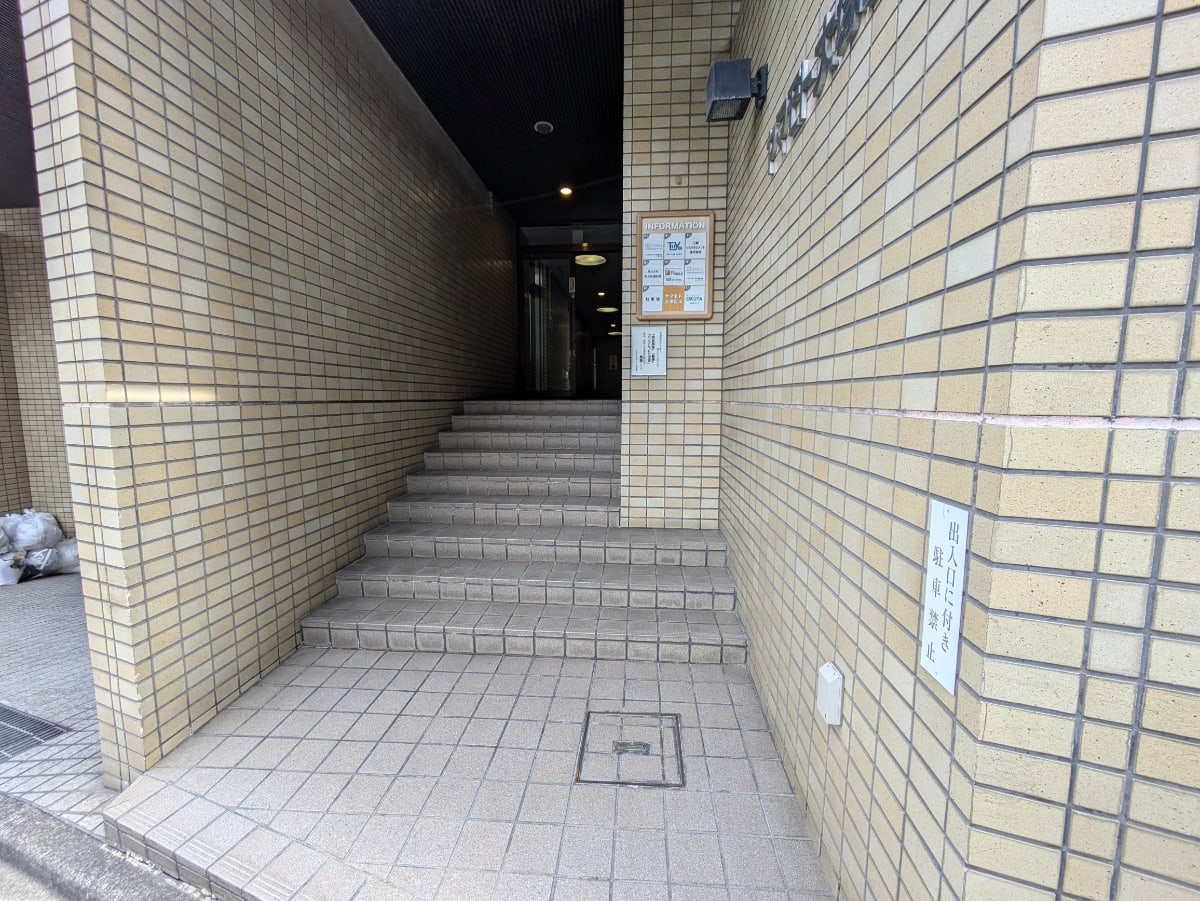 v20260411150636/fresh/building/J00100394814_3