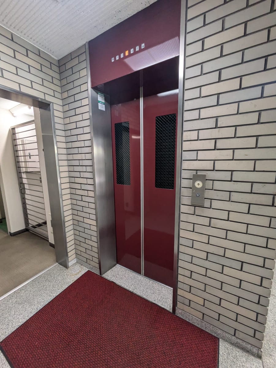 v20260411150636/fresh/building/J00100403734_4