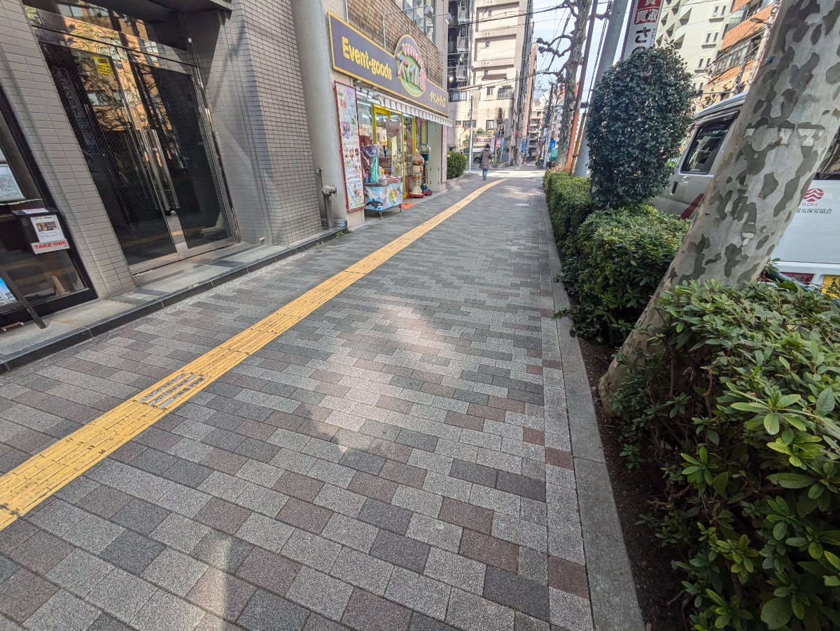 v20260411150636/fresh/building/J00100405001_12