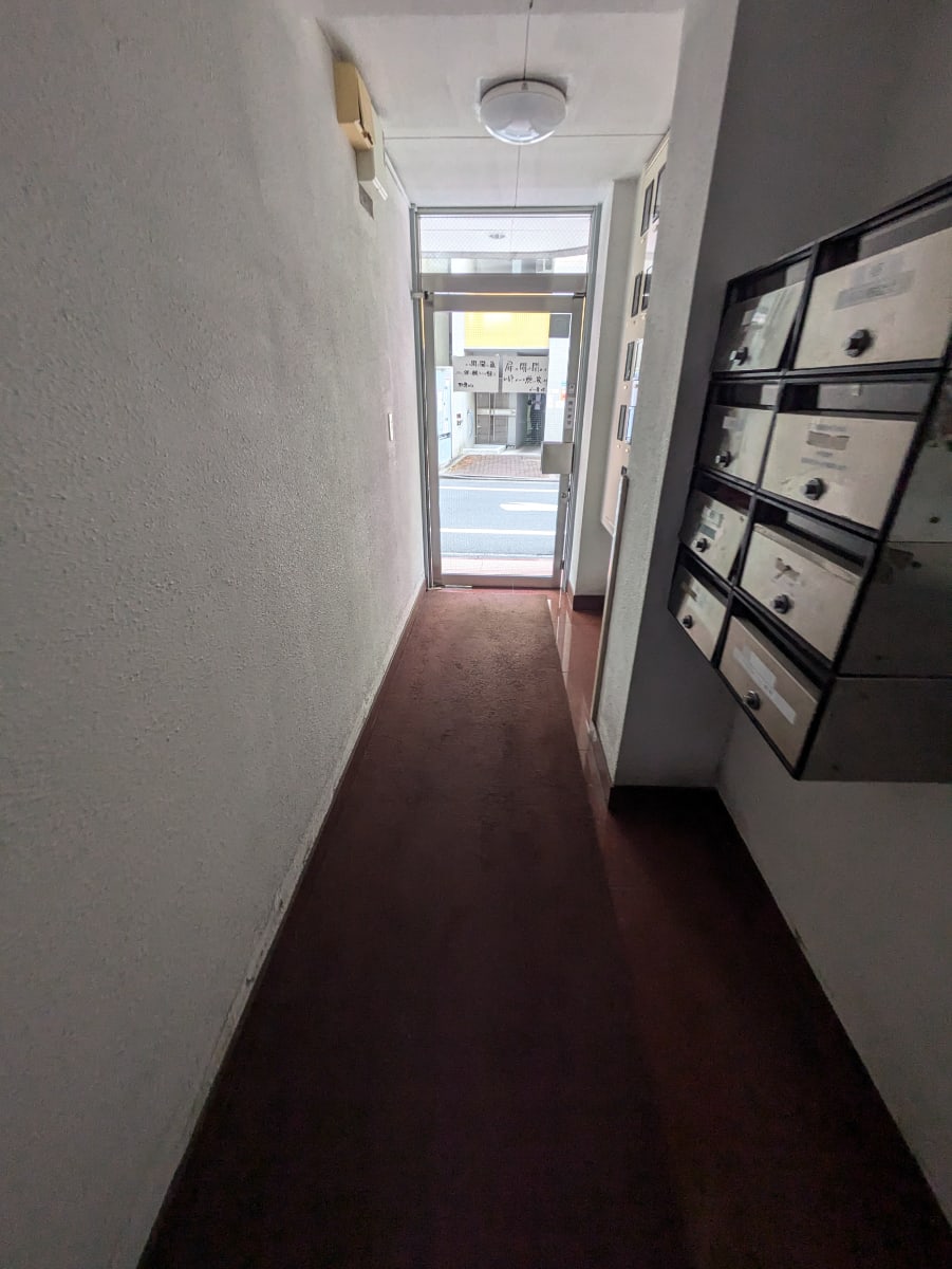 v20260411150636/fresh/building/J00100408958_10
