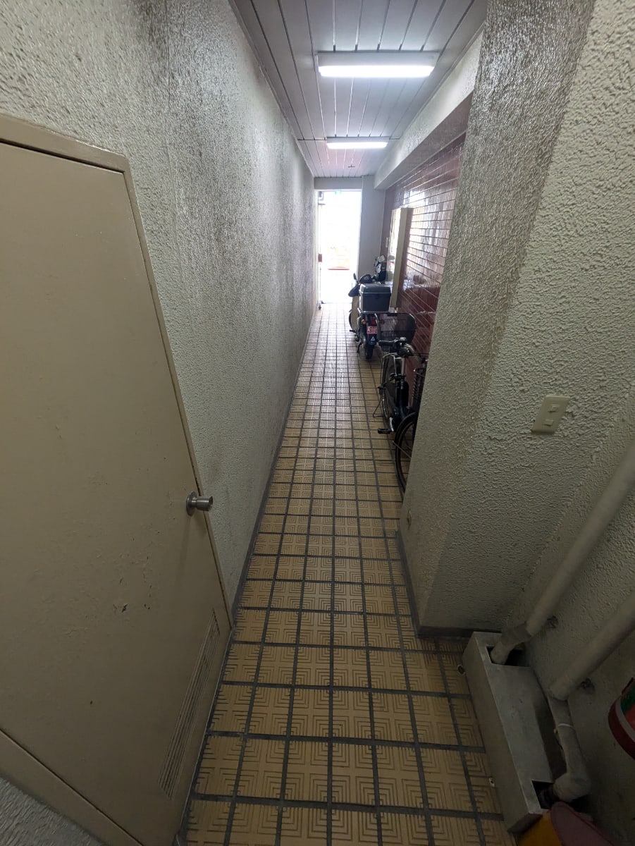 v20260411150636/fresh/building/J00100414260_11