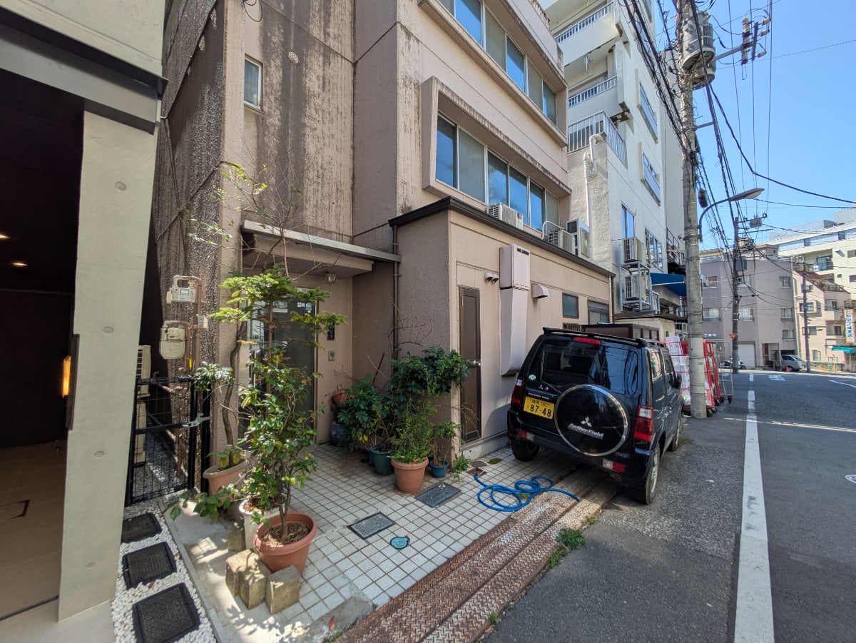 v20260411150636/fresh/building/J00100469235_10